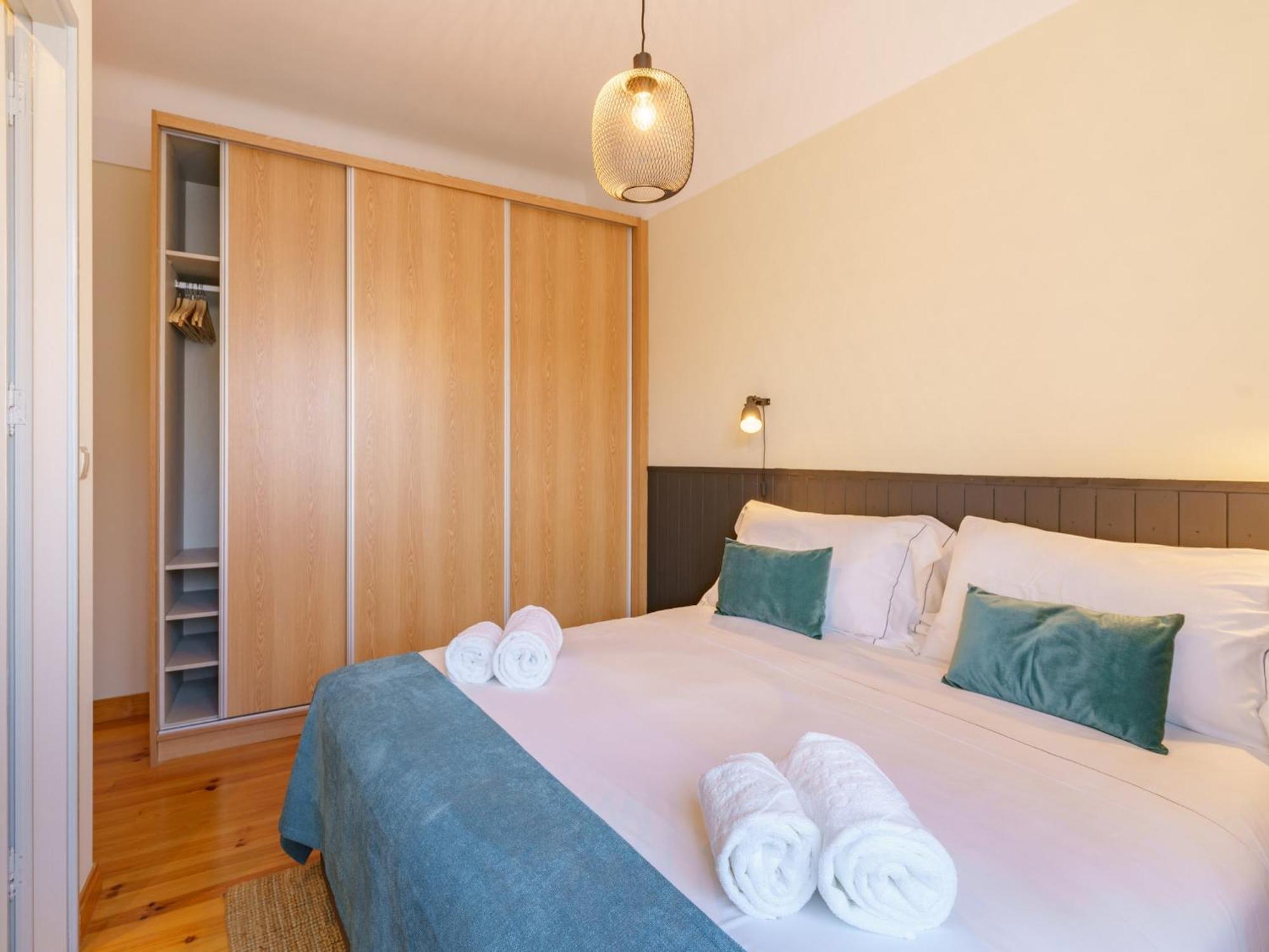 Elegant For Families, * Porto